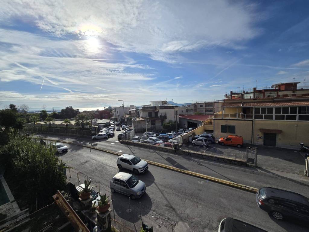 appartamento in vendita a Pozzuoli in zona Arco Felice