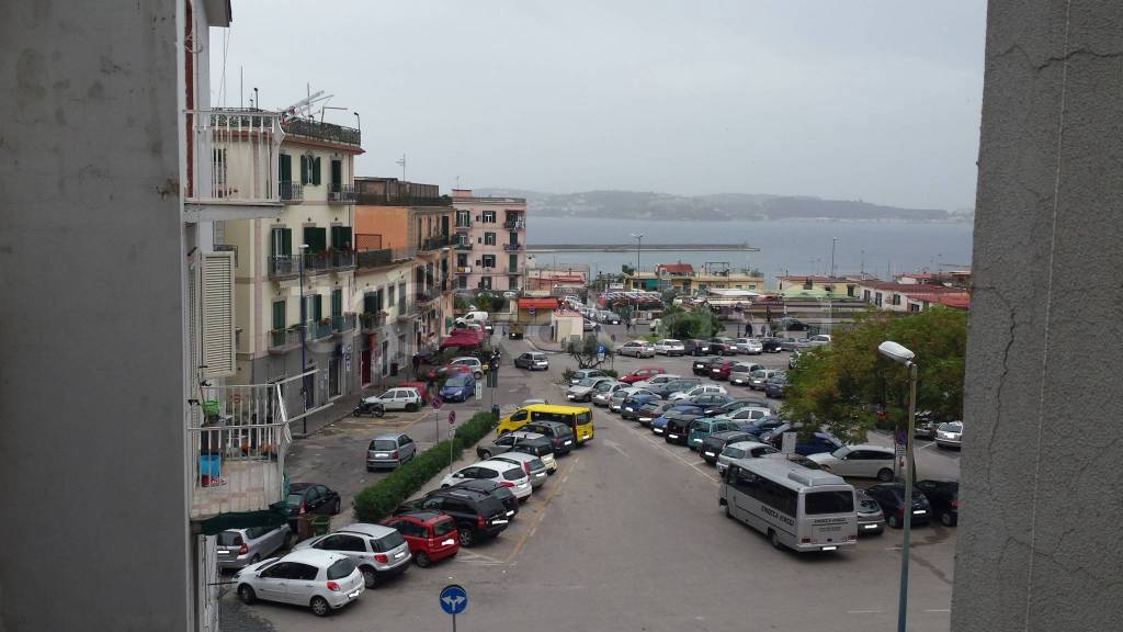 appartamento in vendita a Pozzuoli