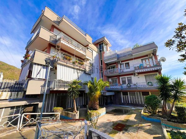 appartamento in vendita a Pozzuoli in zona Arco Felice