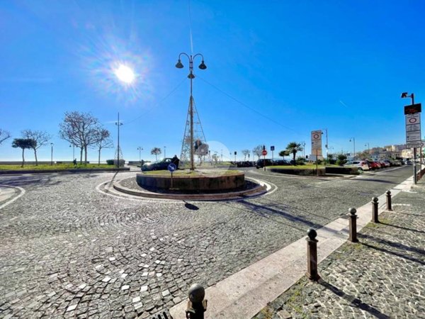 appartamento in vendita a Pozzuoli