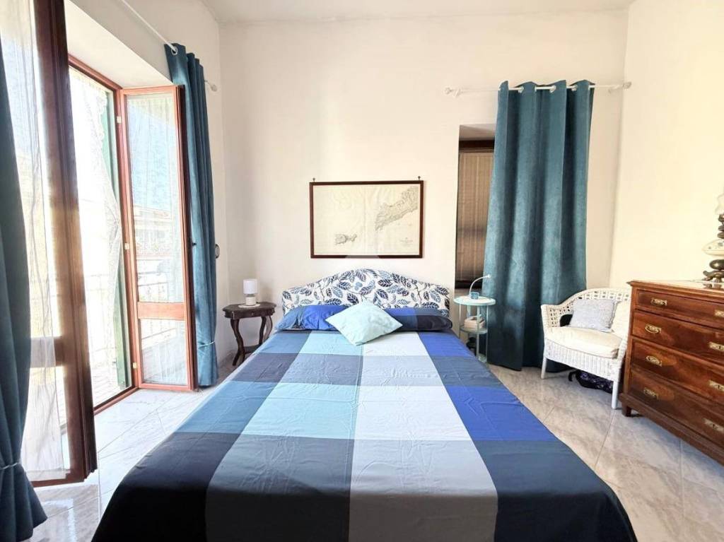 appartamento in vendita a Pozzuoli in zona Solfatara