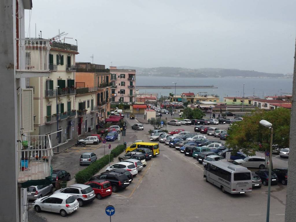 appartamento in vendita a Pozzuoli