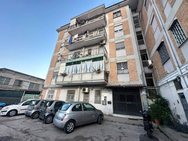 appartamento in vendita a Pozzuoli in zona Pisciarelli