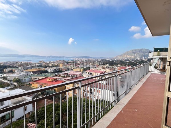 appartamento in vendita a Pozzuoli