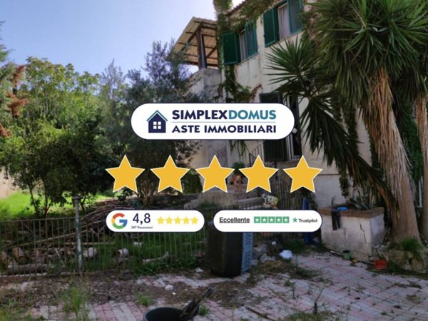 casa indipendente in vendita a Pozzuoli