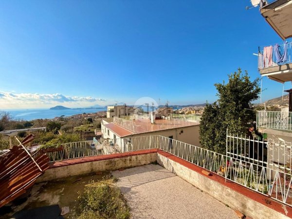 appartamento in vendita a Pozzuoli