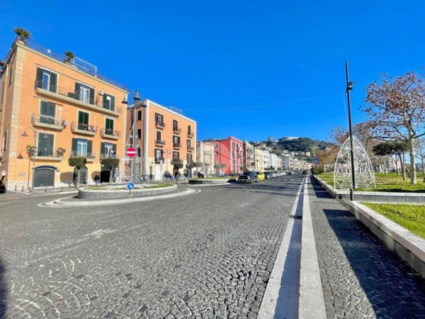 appartamento in vendita a Pozzuoli