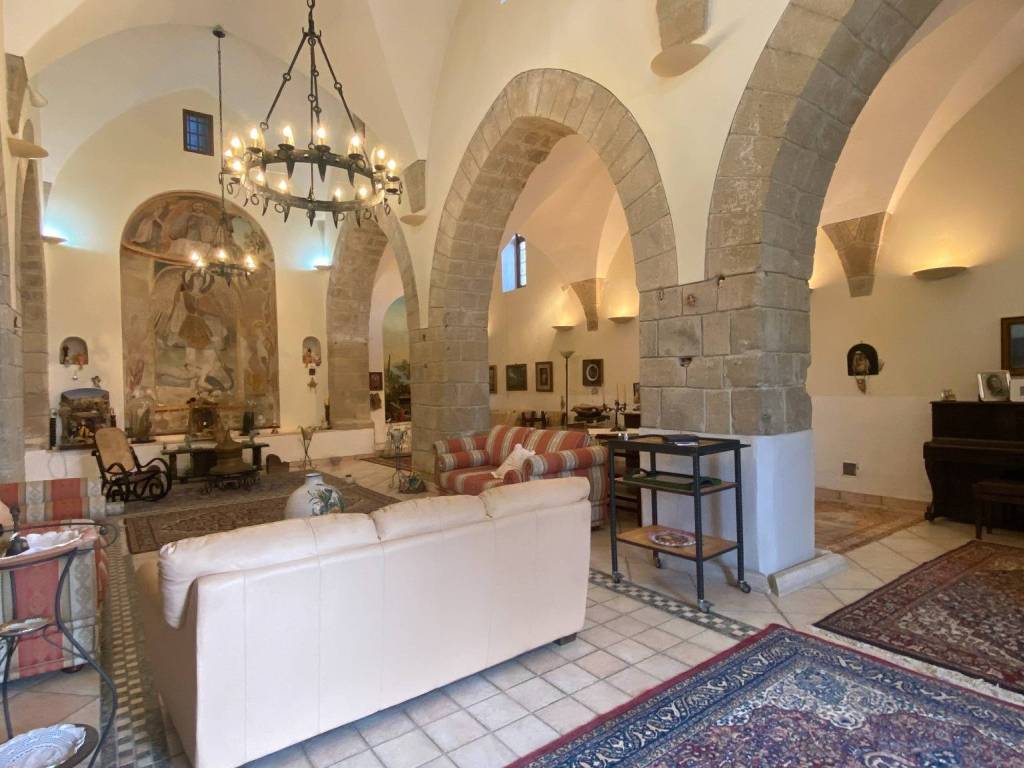 casa indipendente in vendita a Pozzuoli in zona Monterusciello