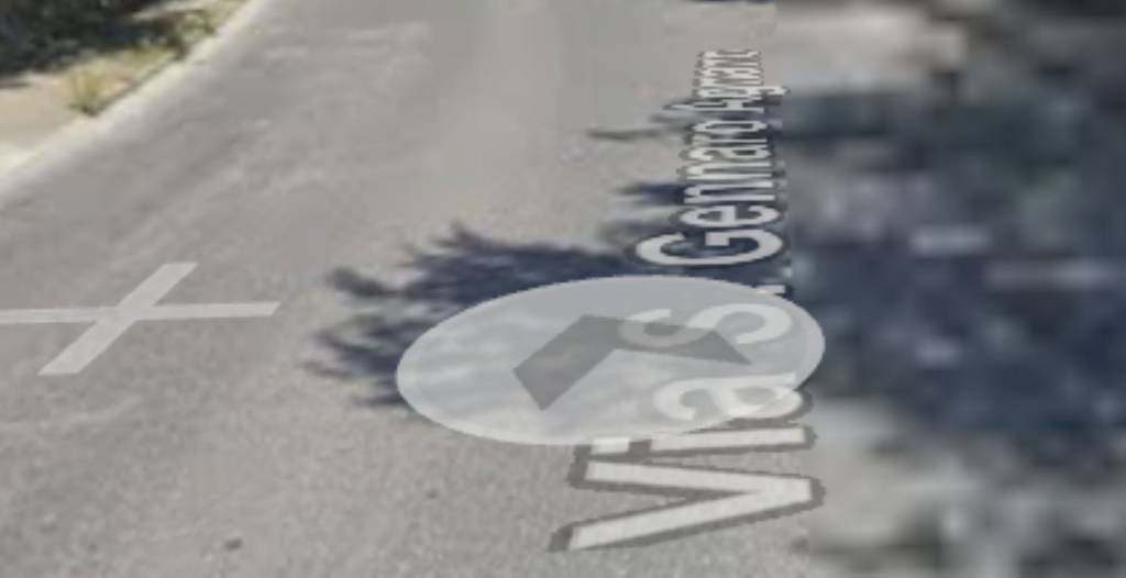 negozio in vendita a Pozzuoli