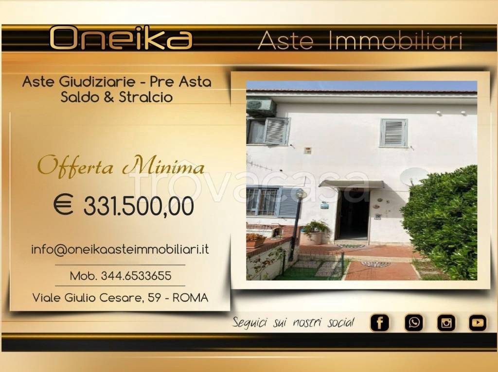 casa indipendente in vendita a Pozzuoli in zona Monterusciello