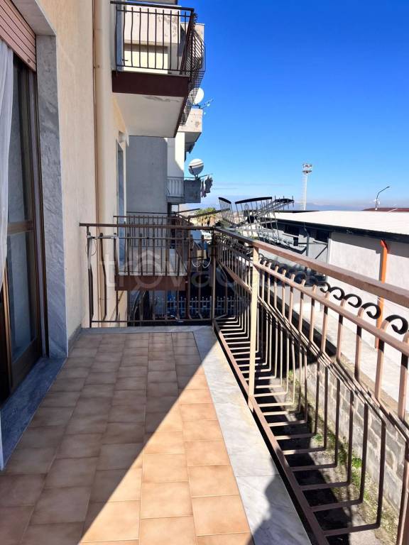 appartamento in vendita a Pozzuoli in zona Monterusciello