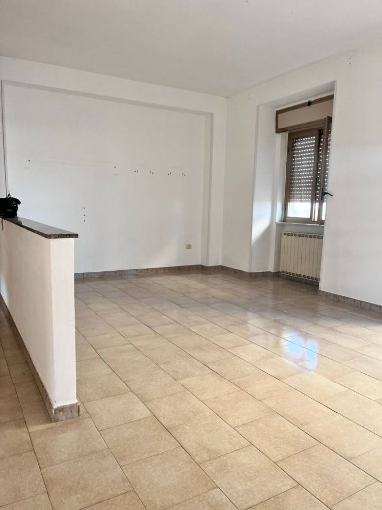 appartamento in vendita a Pozzuoli in zona Monterusciello