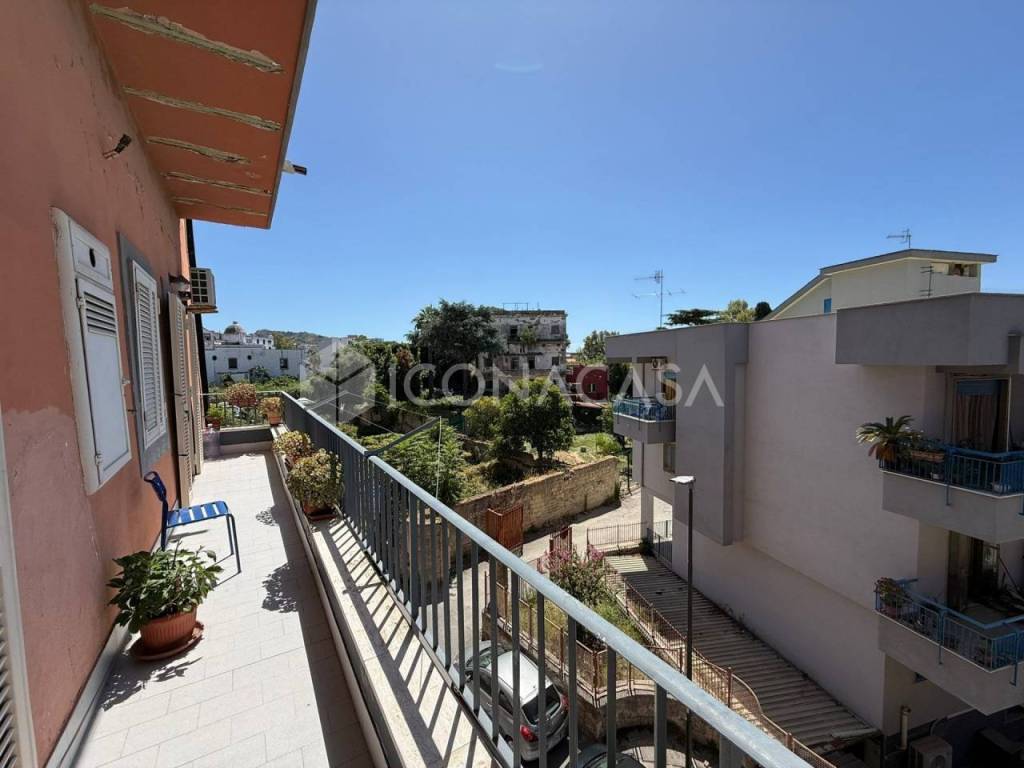 appartamento in vendita a Pozzuoli
