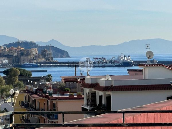 appartamento in vendita a Pozzuoli