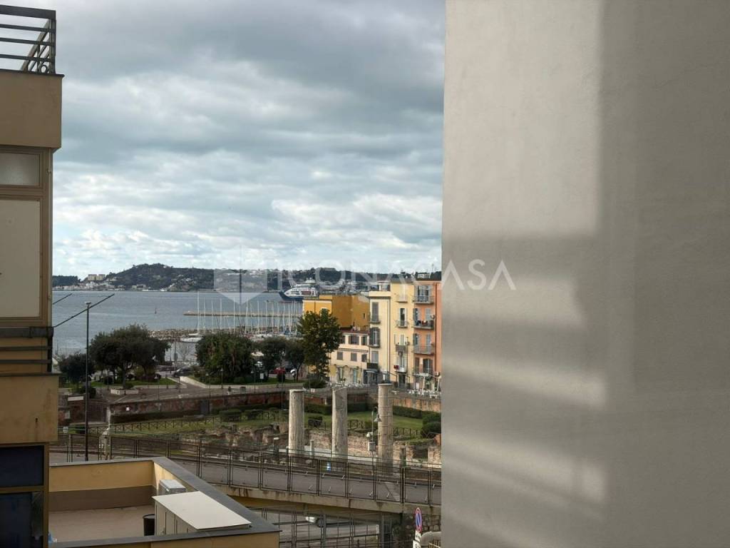 appartamento in vendita a Pozzuoli