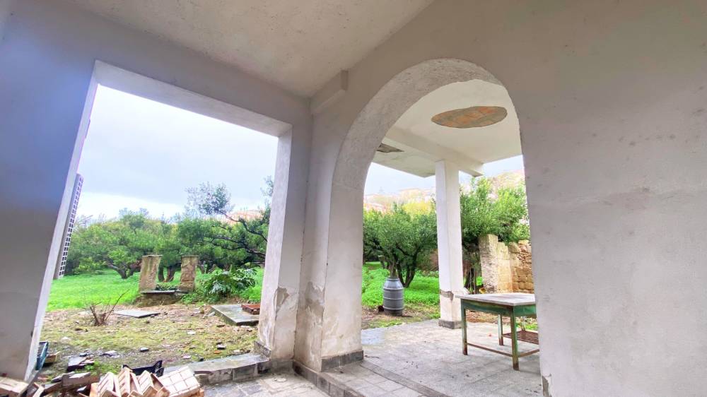 casa indipendente in vendita a Pozzuoli in zona Solfatara