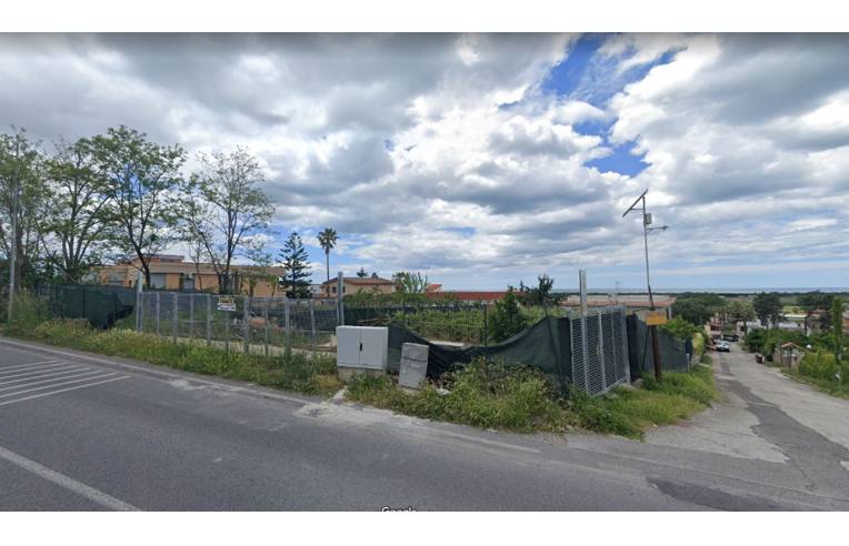 terreno agricolo in vendita a Pozzuoli in zona Monterusciello