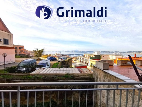 appartamento in vendita a Pozzuoli
