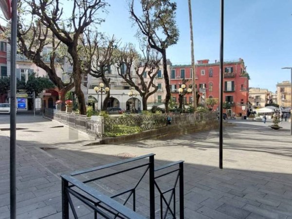 appartamento in vendita a Pozzuoli