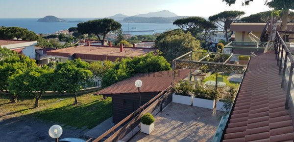 appartamento in vendita a Pozzuoli