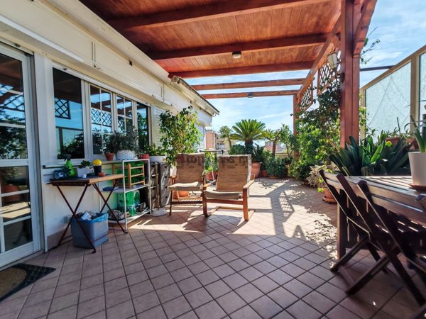 appartamento in vendita a Pozzuoli in zona Arco Felice