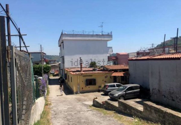 appartamento in vendita a Pozzuoli in zona Pisciarelli