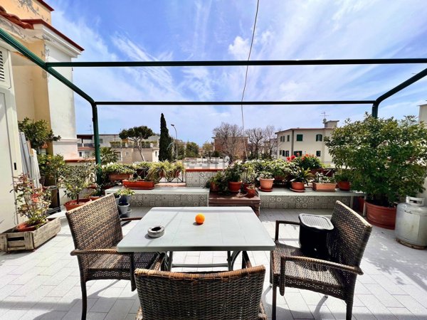 appartamento in vendita a Pozzuoli in zona Arco Felice