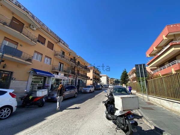 appartamento in vendita a Pozzuoli in zona Arco Felice