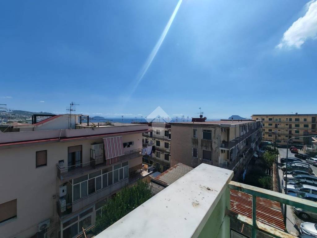appartamento in vendita a Pozzuoli in zona Arco Felice