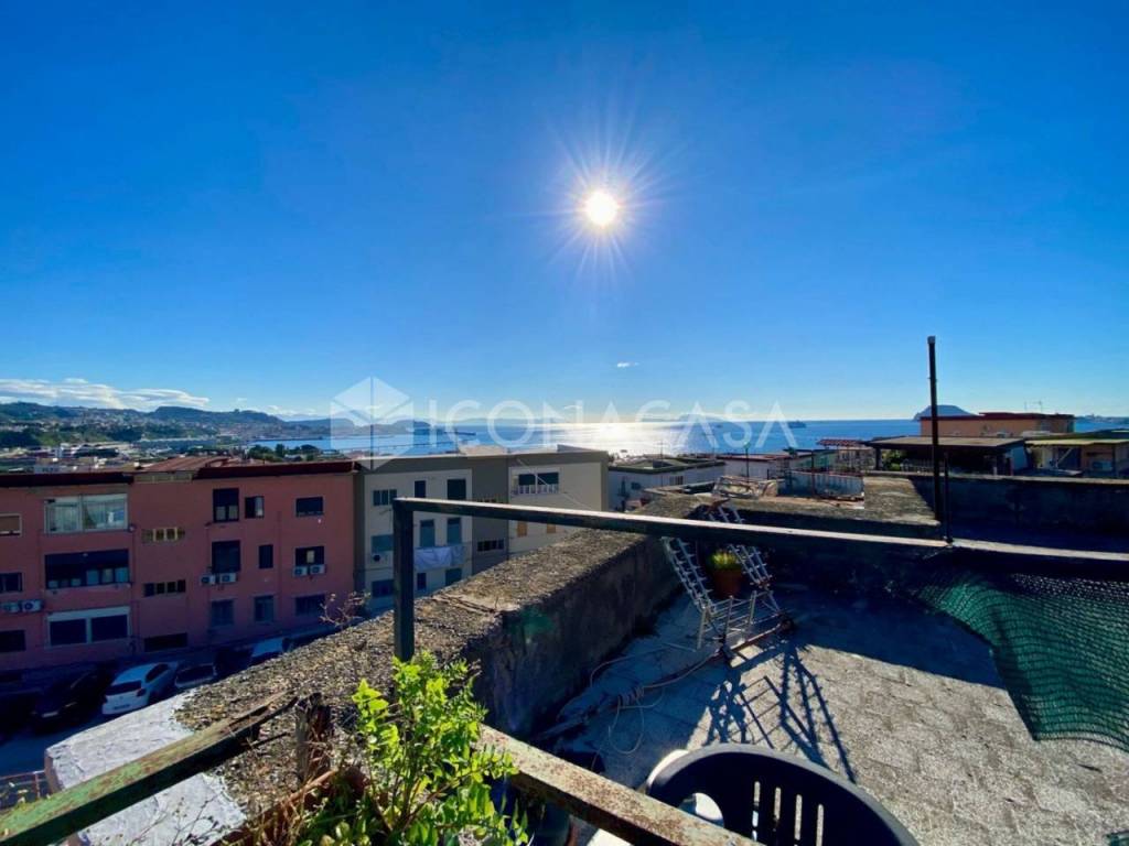 appartamento in vendita a Pozzuoli in zona Arco Felice