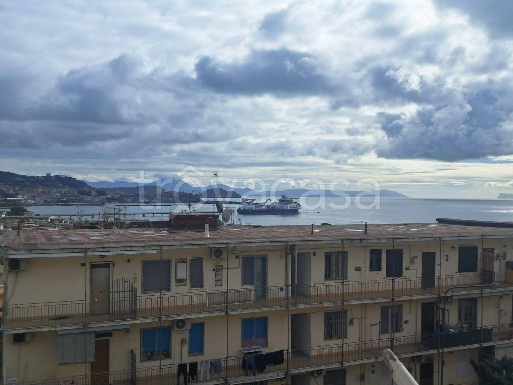 appartamento in vendita a Pozzuoli in zona Arco Felice