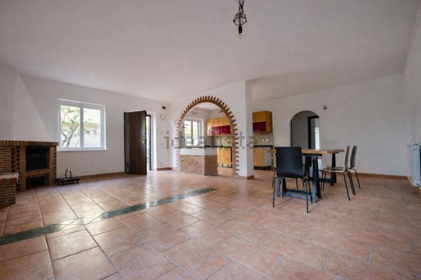 appartamento in vendita a Pozzuoli in zona Licola Lido