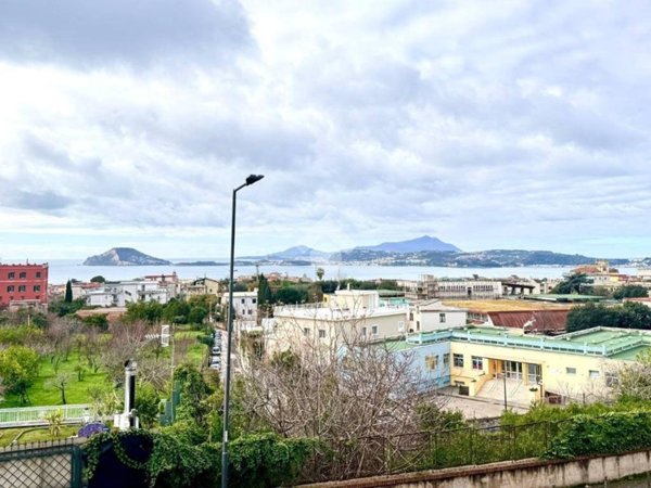 appartamento in vendita a Pozzuoli in zona Solfatara
