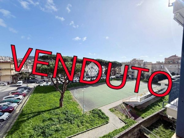 appartamento in vendita a Pozzuoli in zona Solfatara