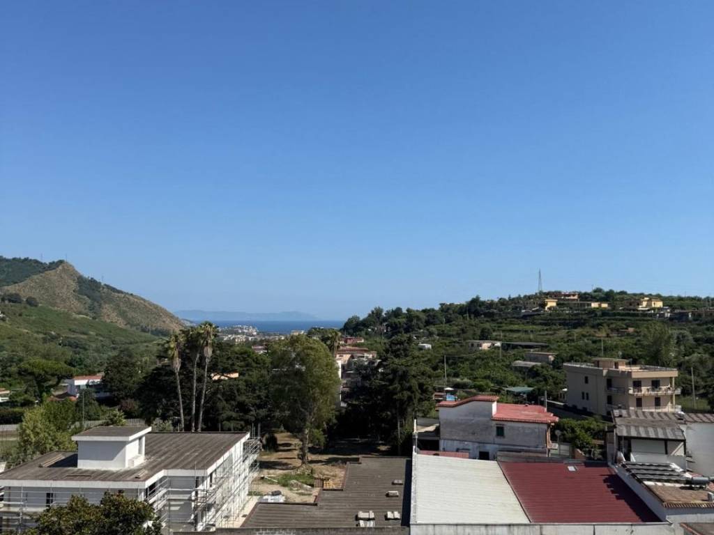 appartamento in vendita a Pozzuoli in zona Monterusciello