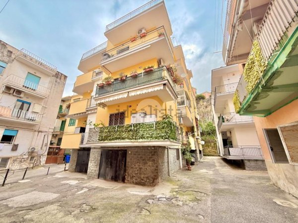 appartamento in vendita a Pozzuoli