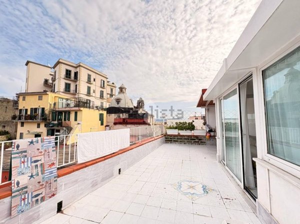 appartamento in vendita a Pozzuoli