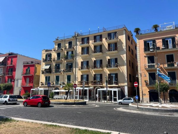 appartamento in vendita a Pozzuoli