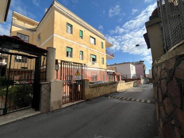 appartamento in vendita a Pozzuoli in zona Arco Felice