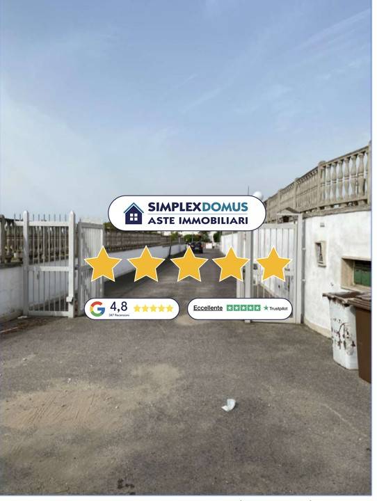 casa indipendente in vendita a Pozzuoli in zona Licola Lido