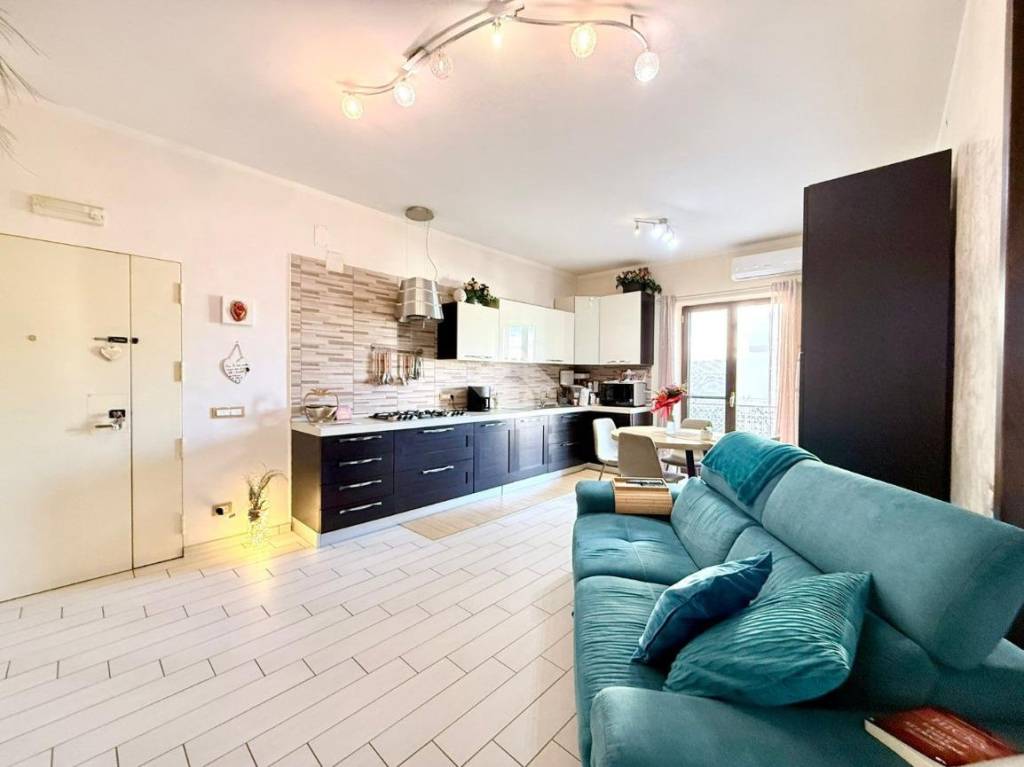 appartamento in vendita a Pozzuoli