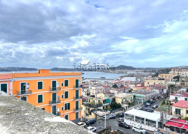 appartamento in vendita a Pozzuoli
