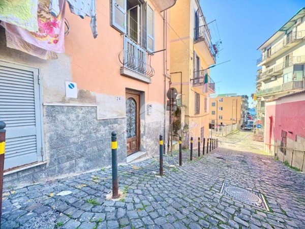 appartamento in vendita a Pozzuoli