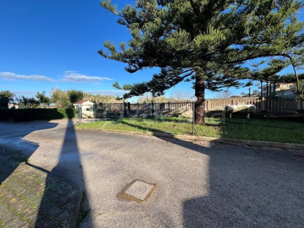 appartamento in vendita a Pozzuoli in zona Licola Lido