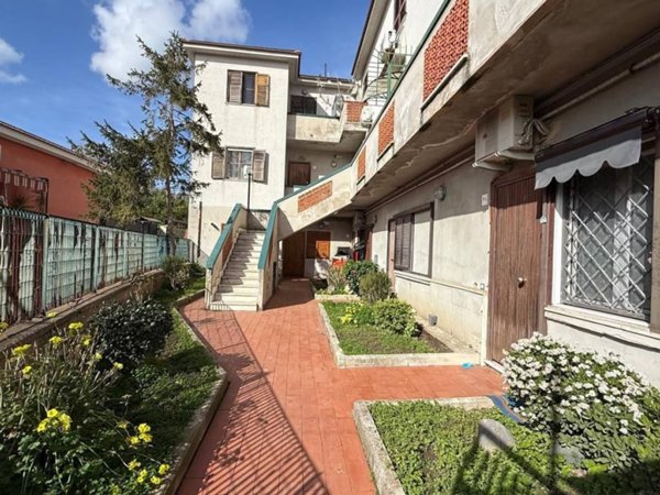 appartamento in vendita a Pozzuoli