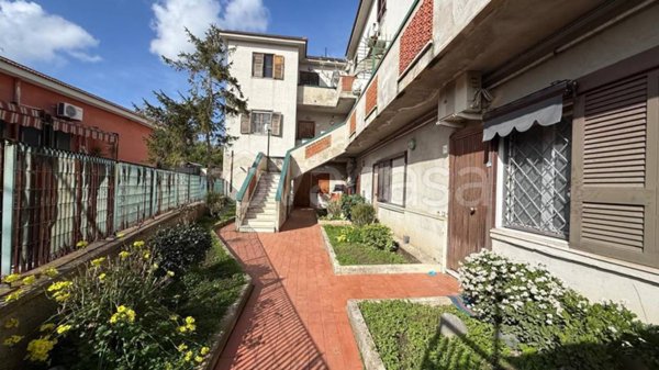 appartamento in vendita a Pozzuoli in zona Solfatara