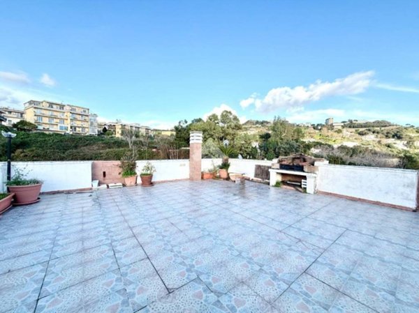 appartamento in vendita a Pozzuoli
