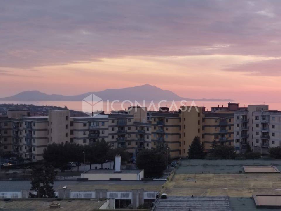 appartamento in vendita a Pozzuoli in zona Monterusciello