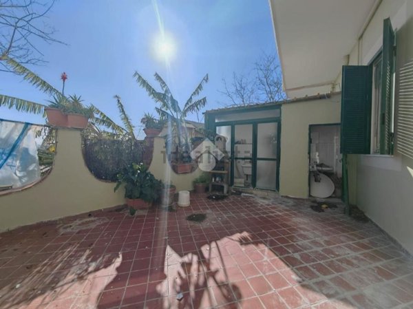 appartamento in vendita a Pozzuoli in zona Arco Felice