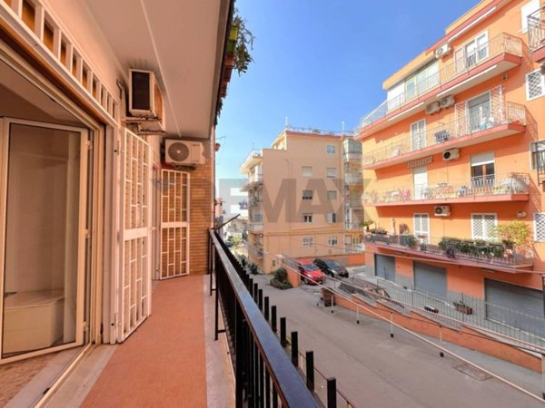 appartamento in vendita a Pozzuoli in zona Solfatara
